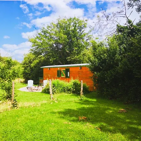 Roulotte & Foret - Evasion Boheme En Bourgogne Antully Exterior photo